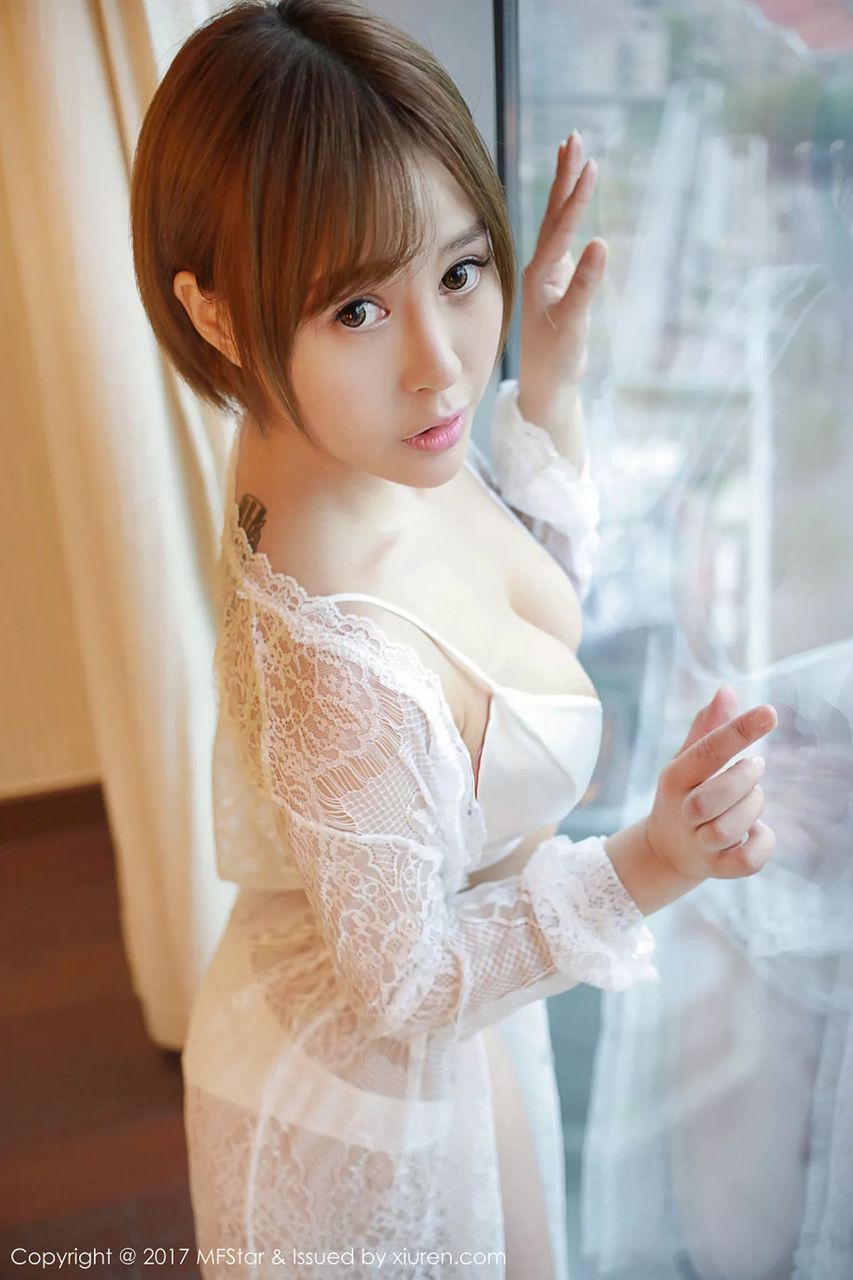 Evelyn艾莉写真