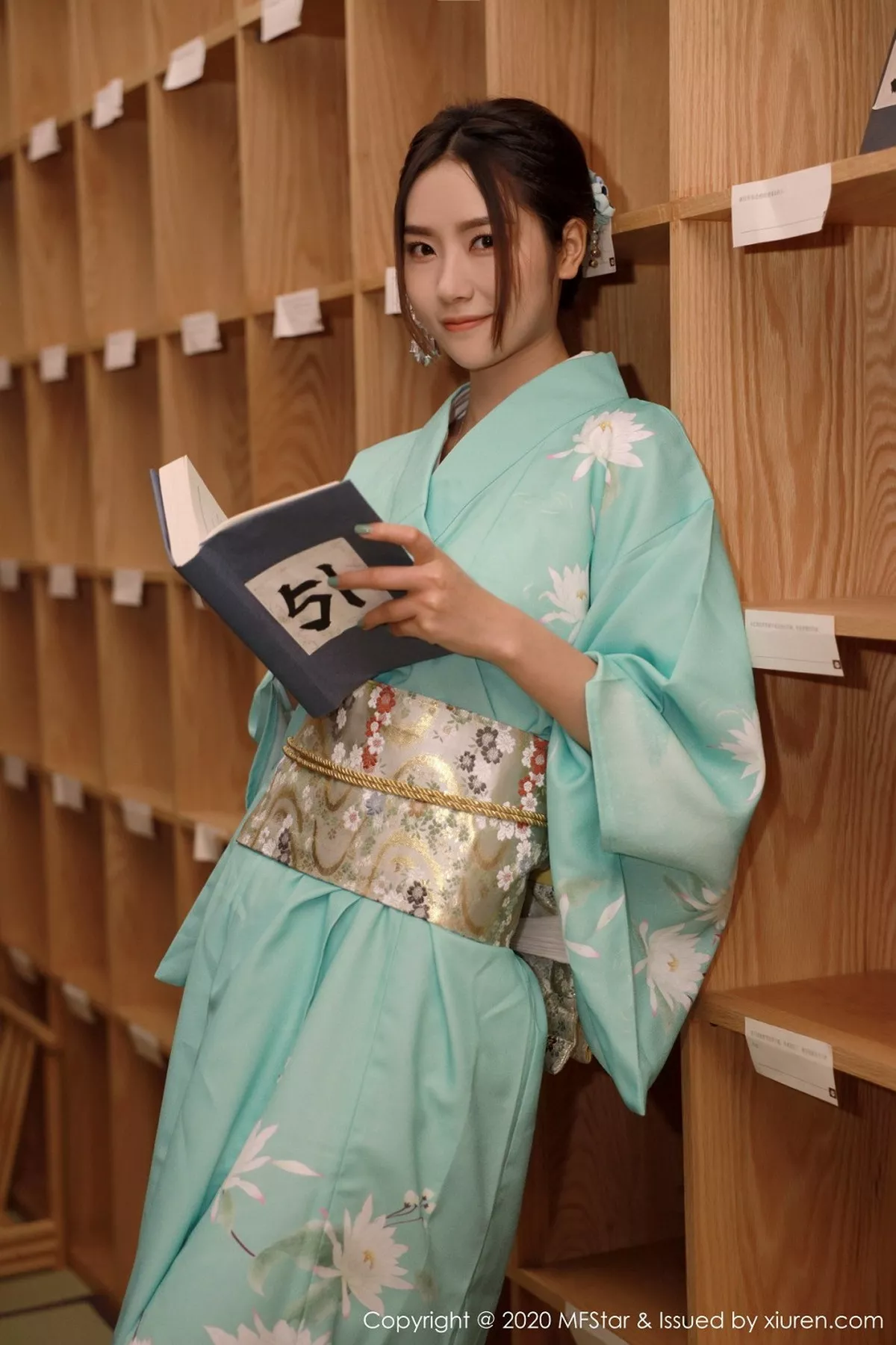 方子萱写真