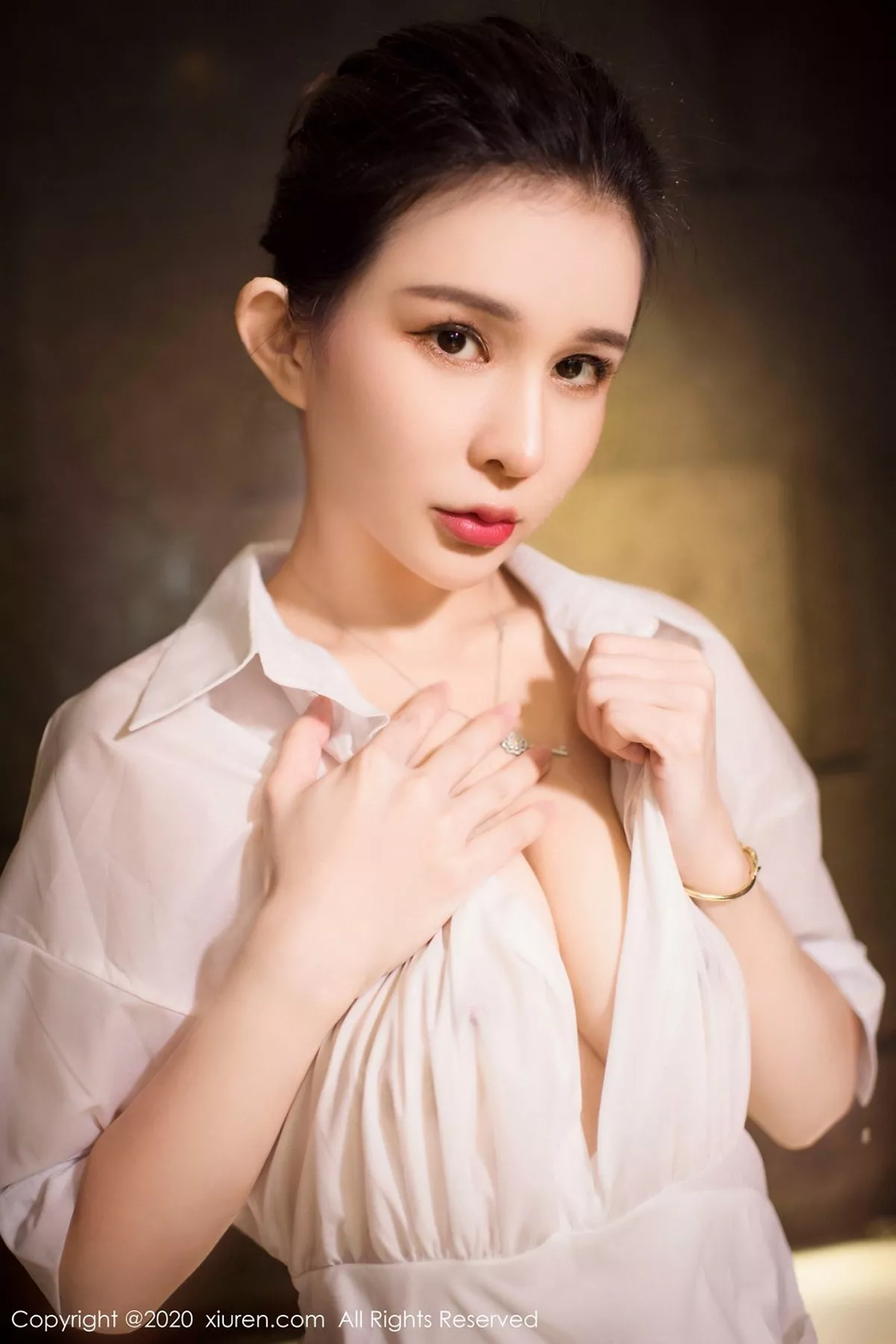 张雨萌写真