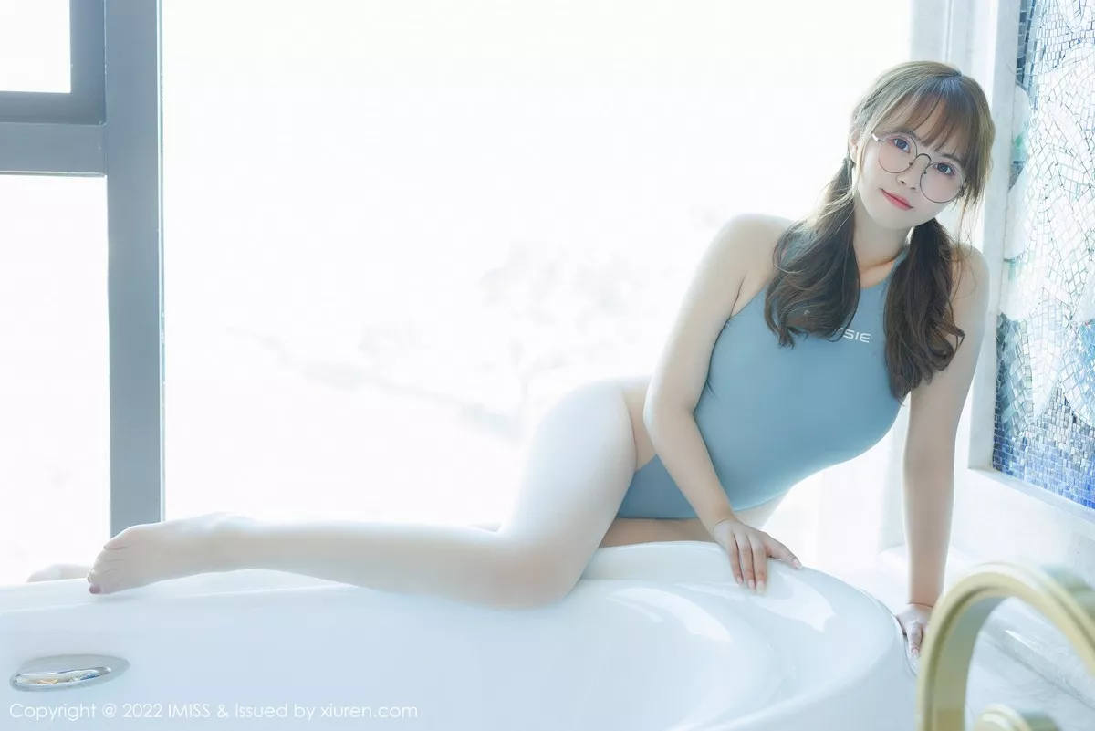 张思允写真