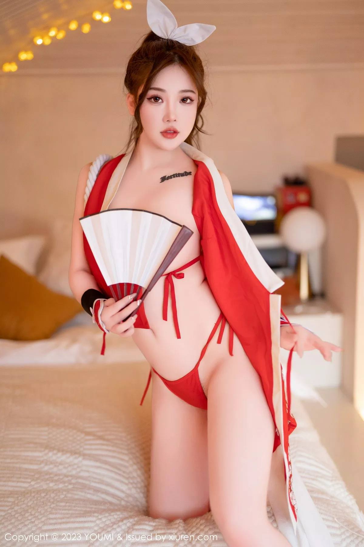 小海臀写真